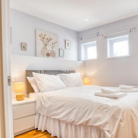 Suite 3 - 1 Bed Apartment King Size Bed Lincoln Buitenkant foto
