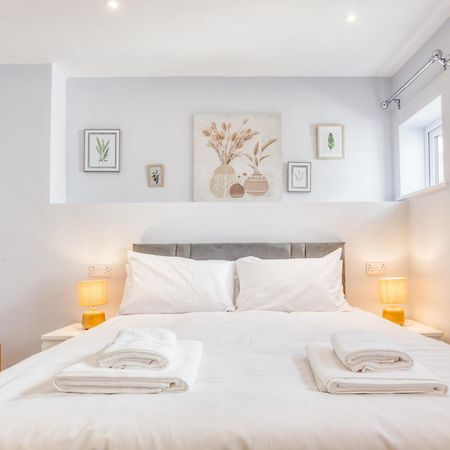 Suite 3 - 1 Bed Apartment King Size Bed Lincoln Buitenkant foto