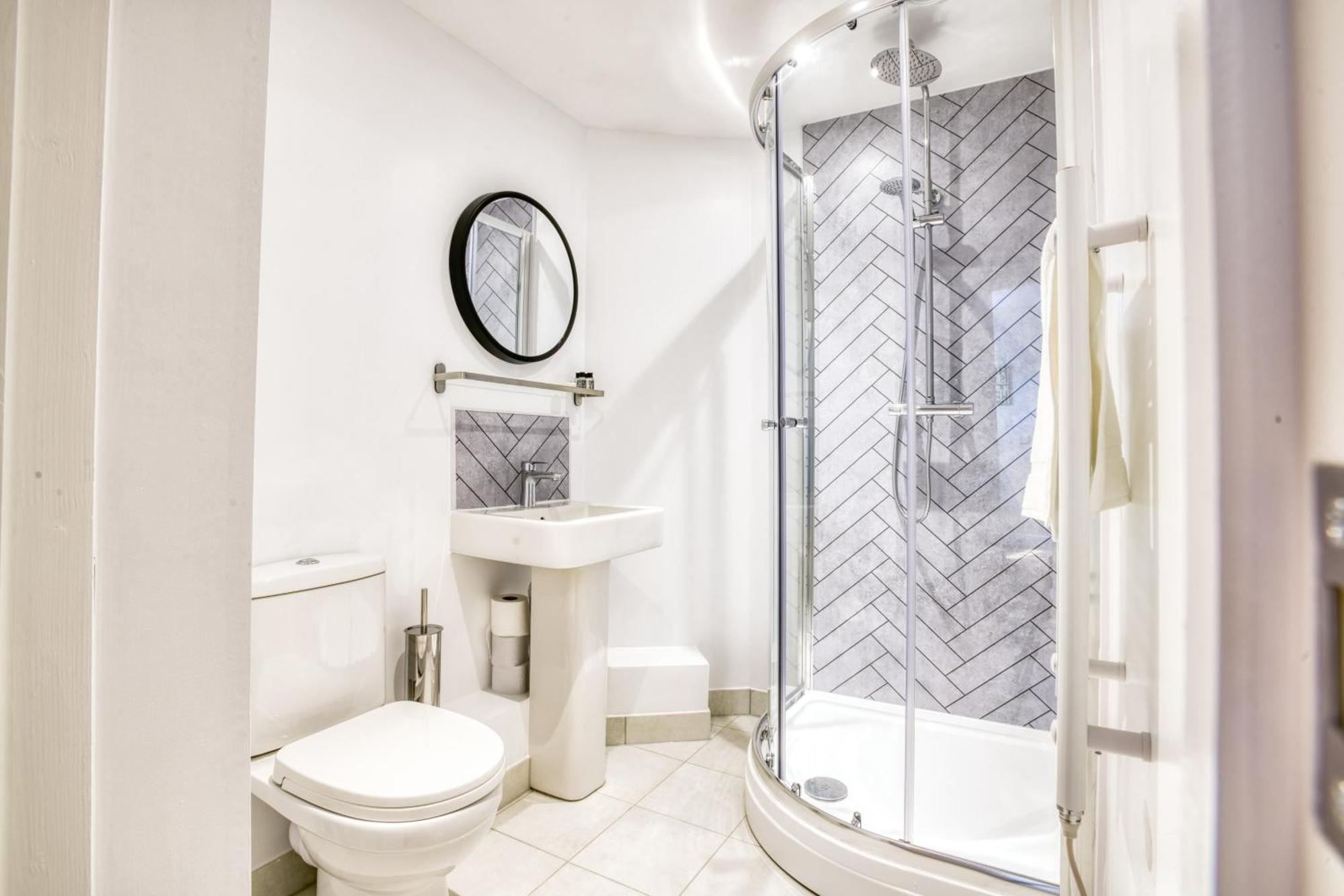 Suite 3 - 1 Bed Apartment King Size Bed Lincoln Buitenkant foto